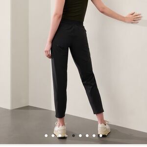 NWOT Athleta Brooklyn Ankle Pant Black Size 2